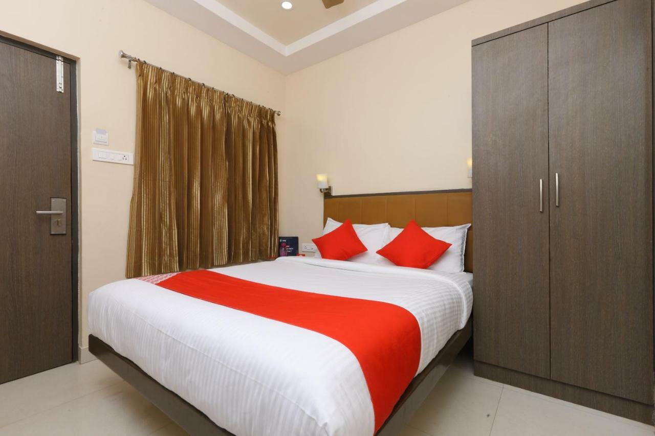 ホテル Oyo 14934 Kalyani Grand チェンナイ エクステリア 写真