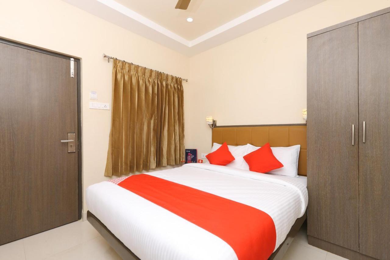 ホテル Oyo 14934 Kalyani Grand チェンナイ エクステリア 写真